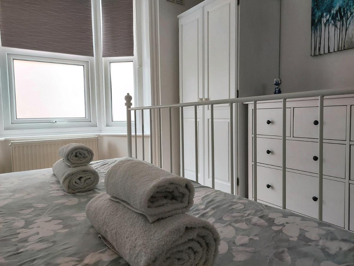Cosy Central Canterbury - Modern Victorian Luaran gambar